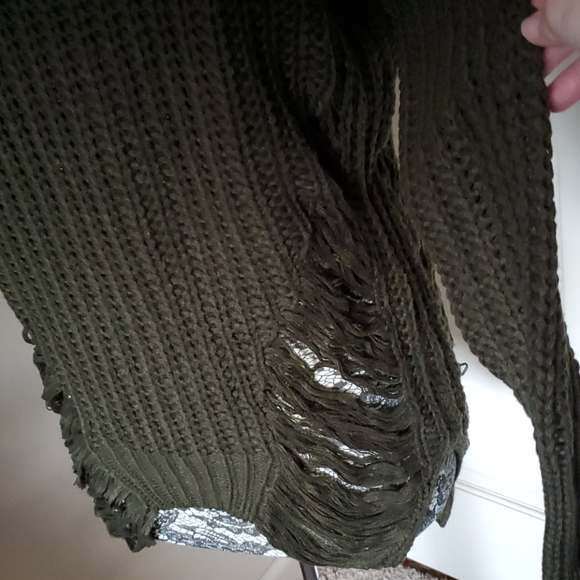 Tic Toc oversized distressed sweater, size S - Picture 2 of 5